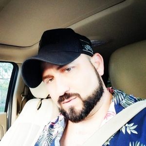 Meet your Posher, Arnoldo